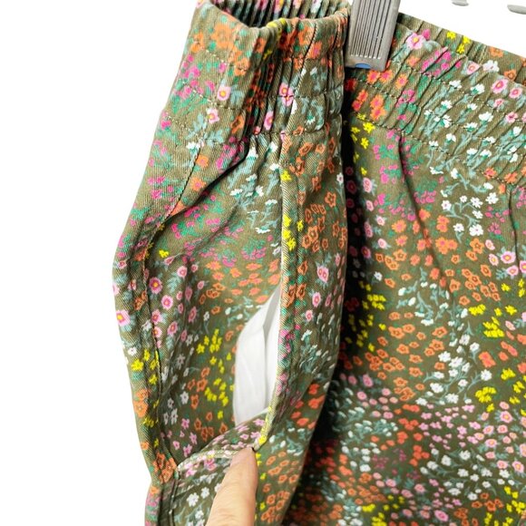 Lands' End Women's Multicolor Ditsy Floral Mid Rise Chino Shorts Plus Size 18W - Picture 3 of 6